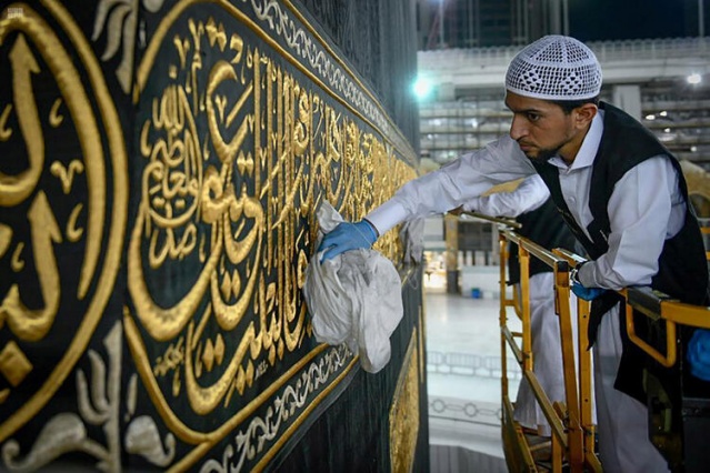 Son dakika: Tarihi an! Mescid-i Haram'da ilk teravih namazı görüntülendi
