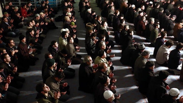 İlk oruç ne zaman tutulacak? 2020'de ilk teravih namazı ne zaman?