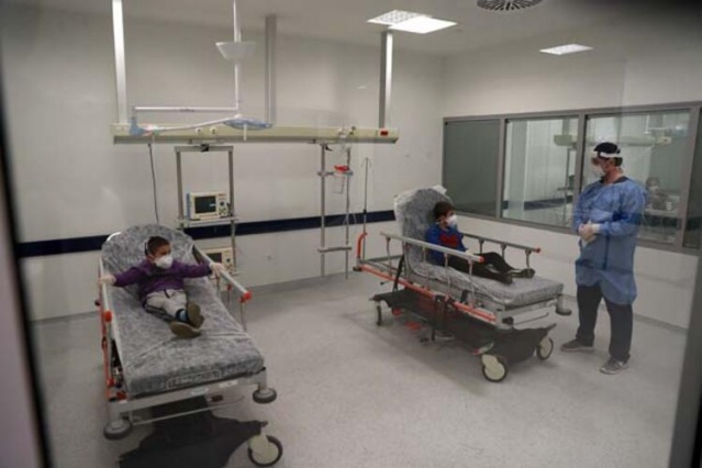Emrullah Gülüşken ve üç çocuğu, Ankara Şehir Hastanesi'ne getirildi