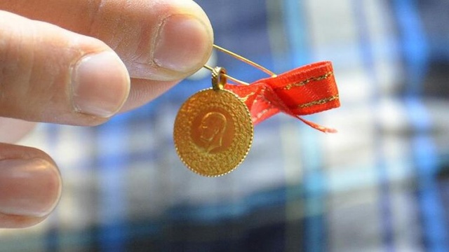 Son dakika.. Altın fiyatları yükseldi mi?: Gram altın, çeyrek altın ve dolar fiyatları canlı ve anlık takip ekranı.. 2020 altın fiyatları yorumları