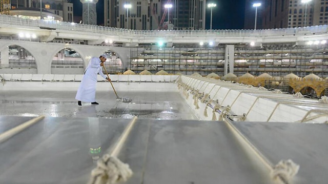 Son dakika: Tarihi an! Mescid-i Haram'da ilk teravih namazı görüntülendi